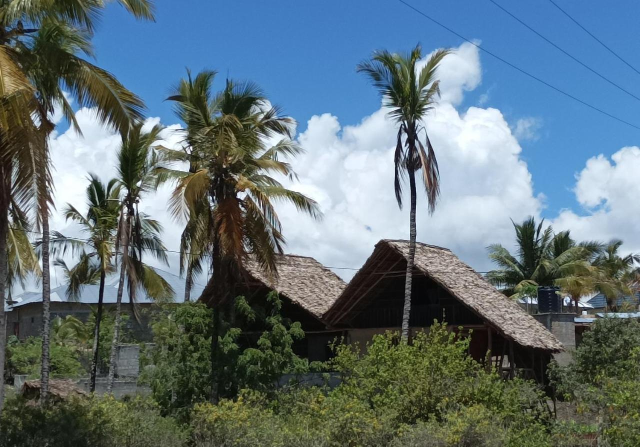 布韦朱Mamarasta住宿加早餐旅馆 外观 照片