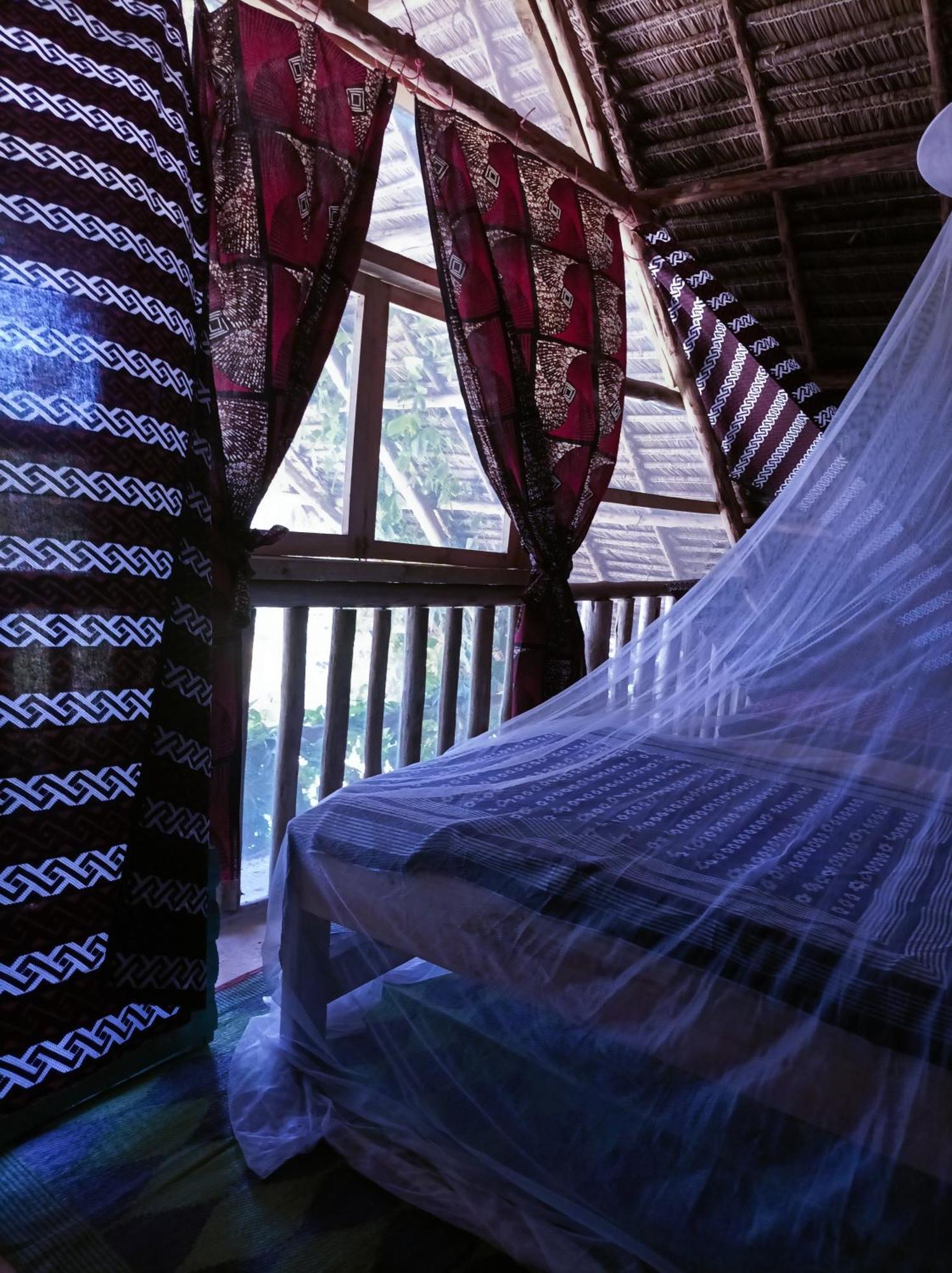 布韦朱Mamarasta住宿加早餐旅馆 外观 照片