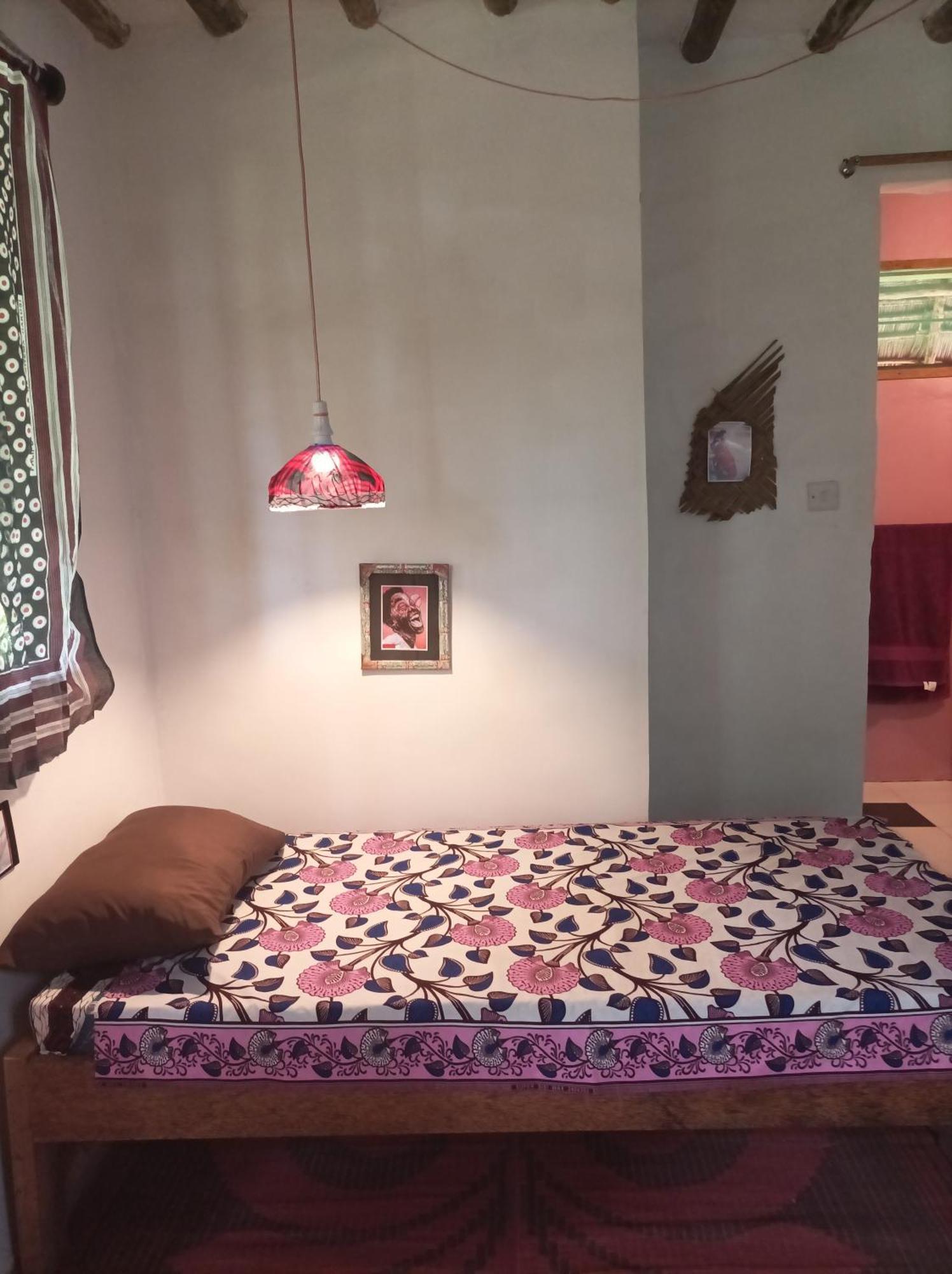 布韦朱Mamarasta住宿加早餐旅馆 外观 照片