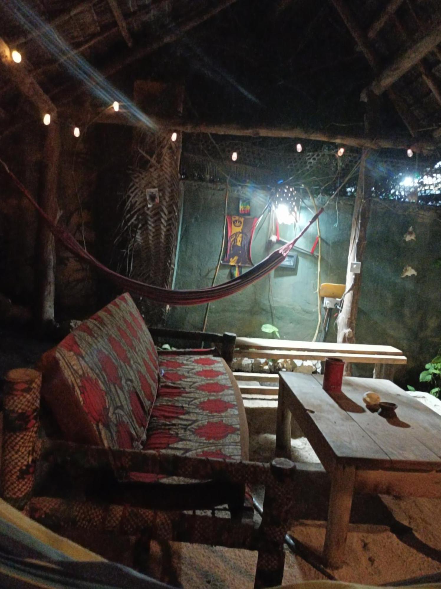 布韦朱Mamarasta住宿加早餐旅馆 外观 照片